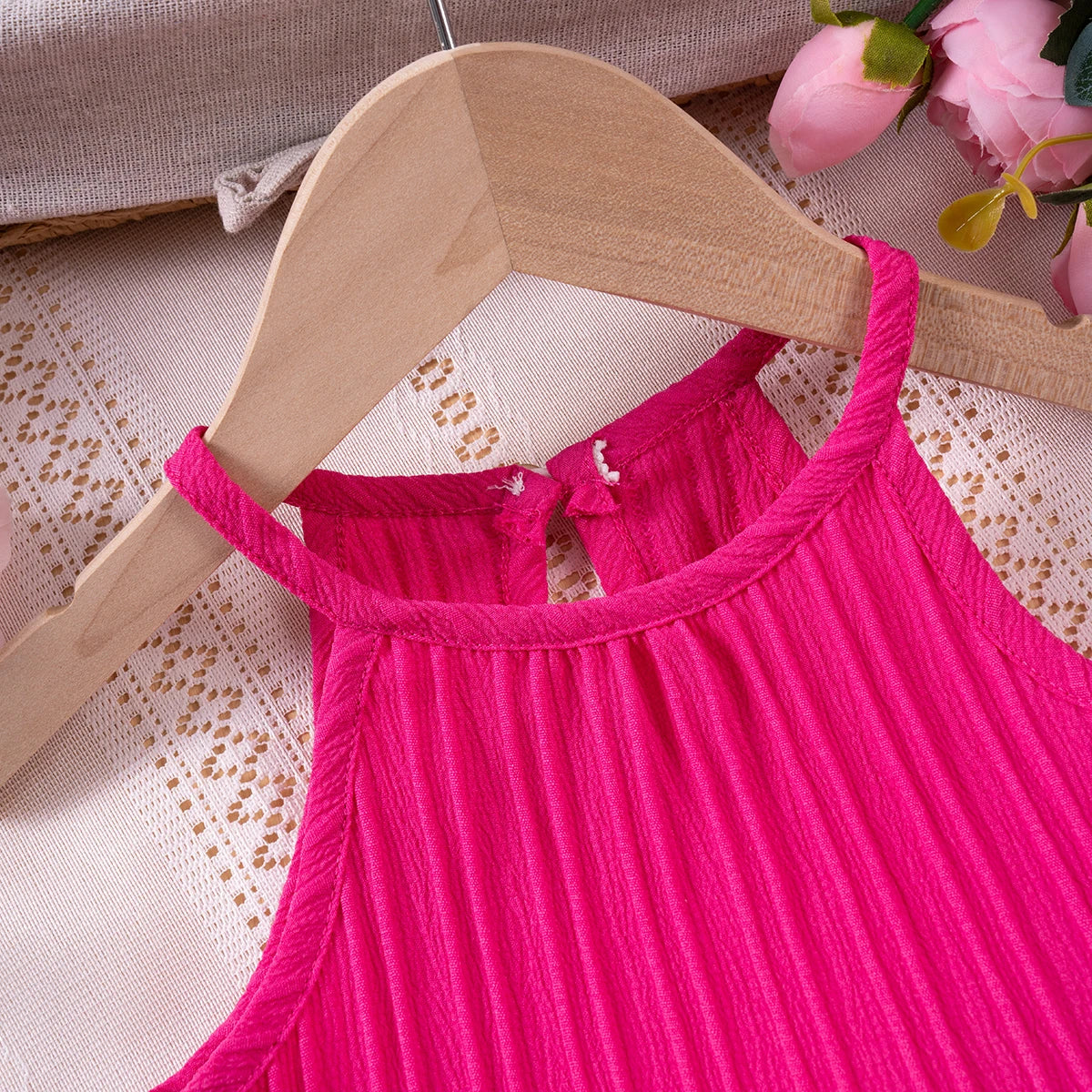 2025 New Girls' Summer Fashion Sets Sleeveless Ruffle Tank Top & Shorts Solid Color Two-Piece Outfit for Toddler Girls