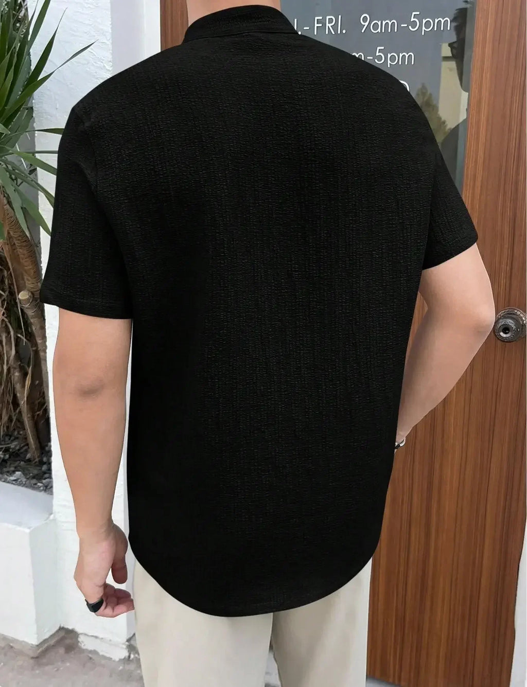 Men Loose Knit Solid Color Casual Short Sleeve Shirt