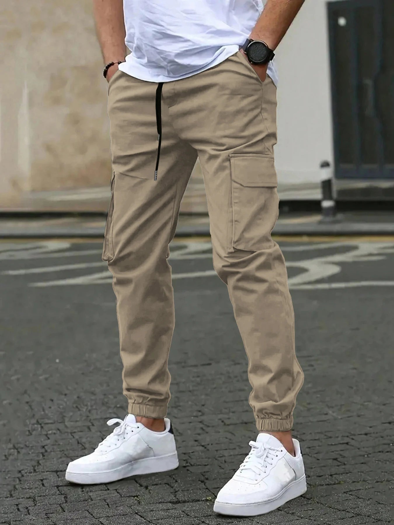 Men's Slim Fit Elastic Waist Cargo Pants Multi-Pockets Cuffed Hem Comfortable for Casual Outdoor Wear