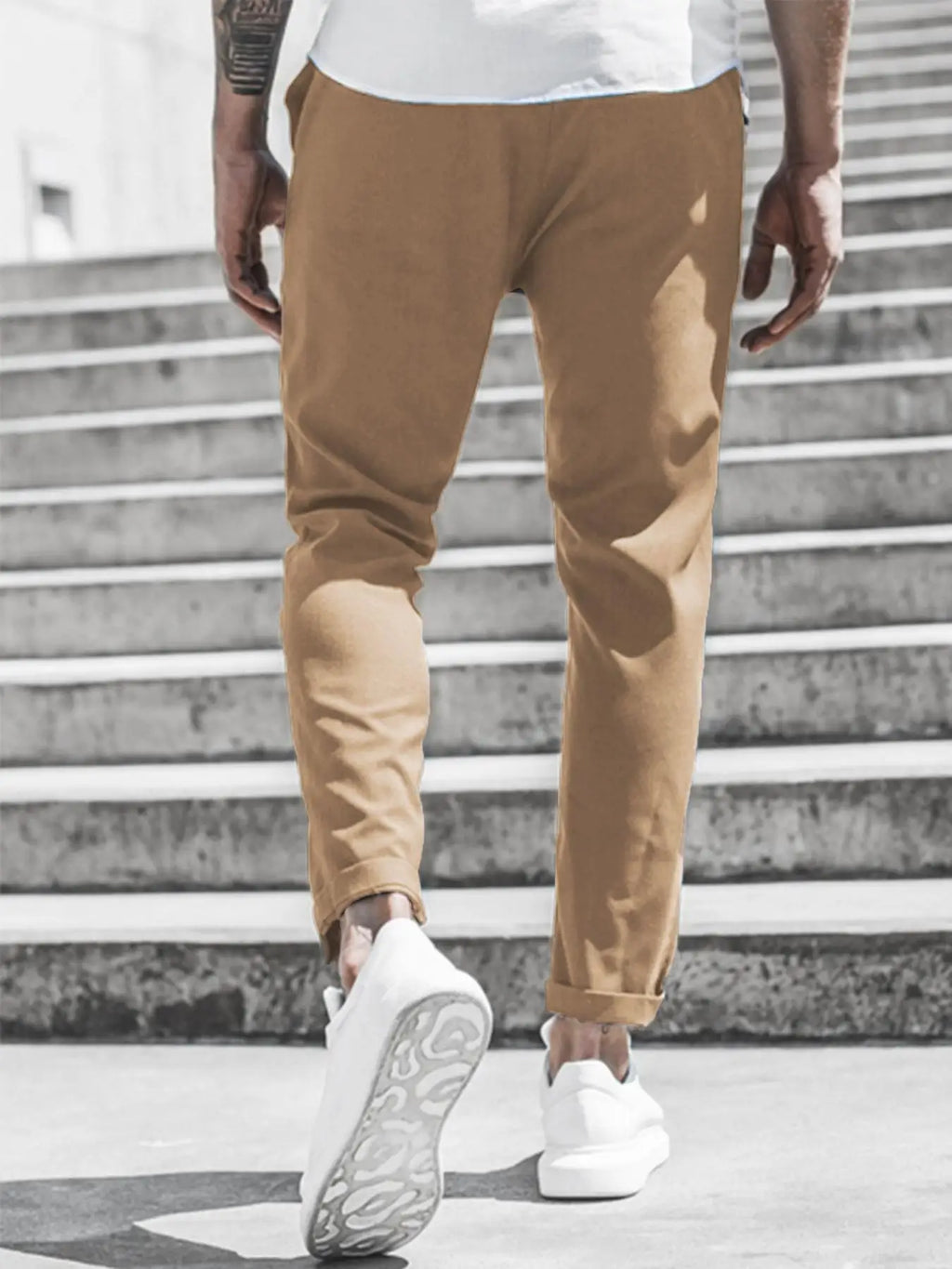 Men's Solid Color Casual Pants with Drawstring Waist Regular Fit Comfy Trousers with Pockets for Spring And Fall