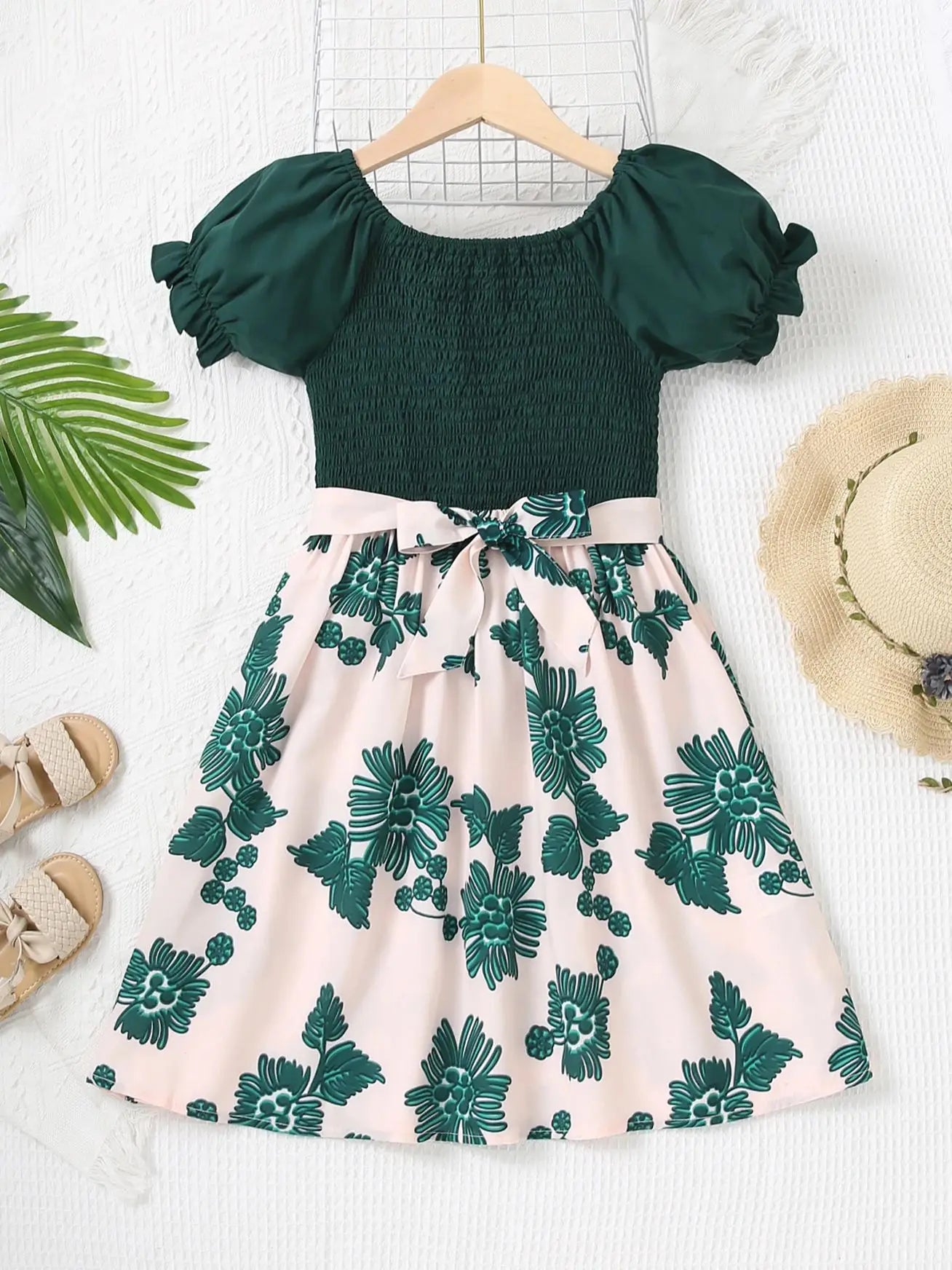 Girls' Summer Cute Woven Hug Micro Elastic Printed Princess Dress Girls' Short Sleeves Fashionable Splicing Skirt