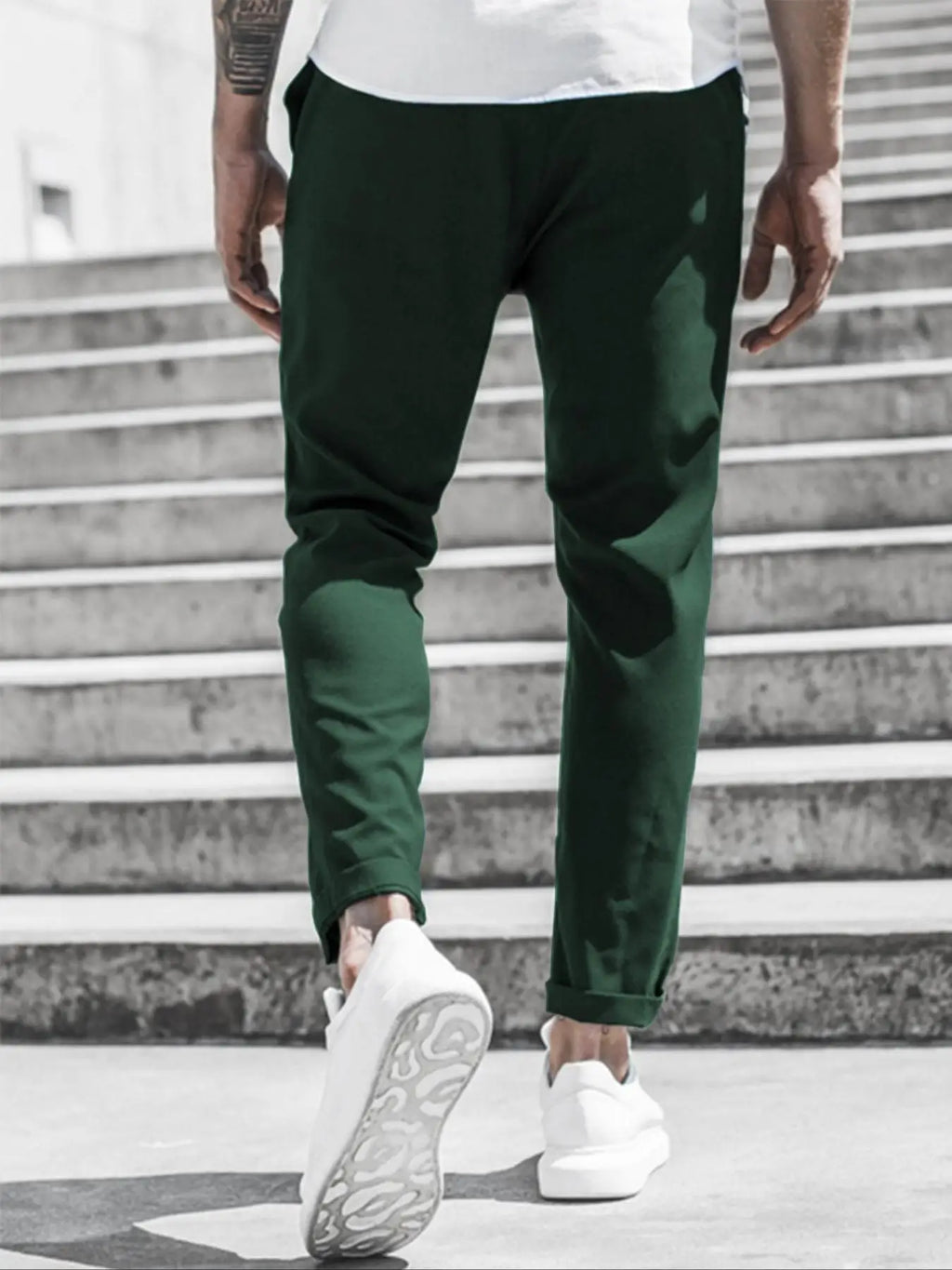 Men's Solid Color Casual Pants with Drawstring Waist Regular Fit Comfy Trousers with Pockets for Spring And Fall