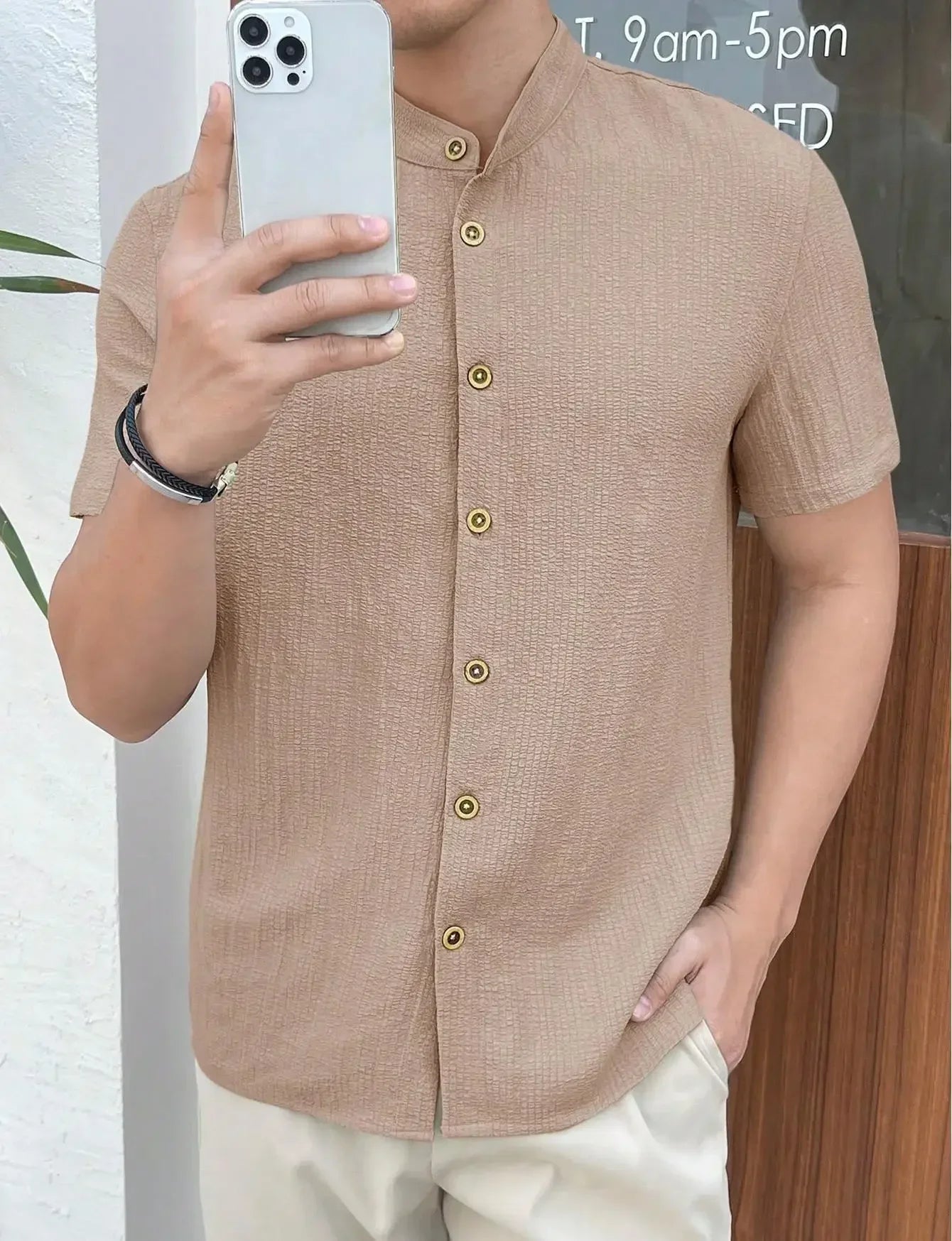 Men Loose Knit Solid Color Casual Short Sleeve Shirt