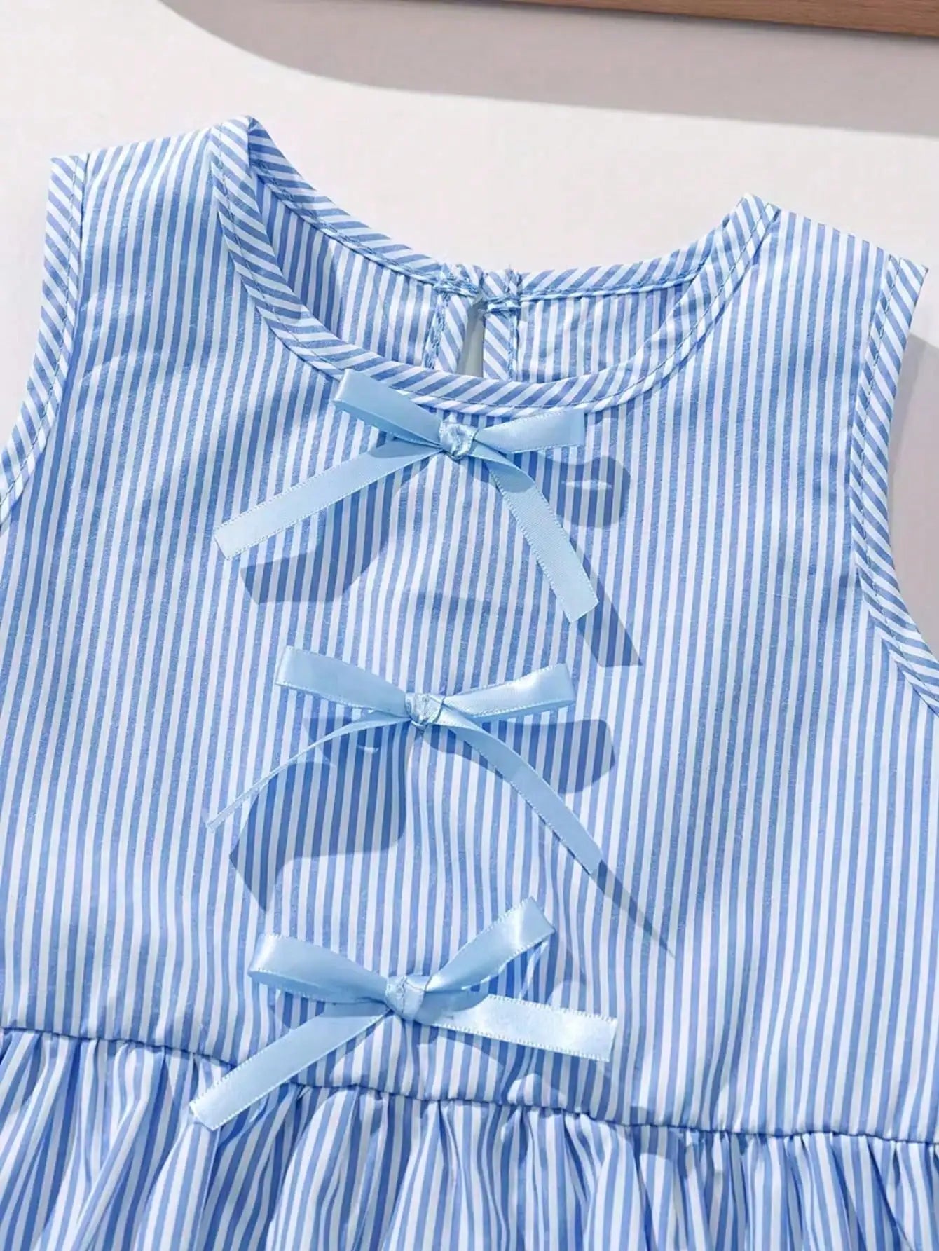 Fashion girl pink and white striped round neck lace up bow ruffle edge+pink striped side butterfly shorts two-piece set