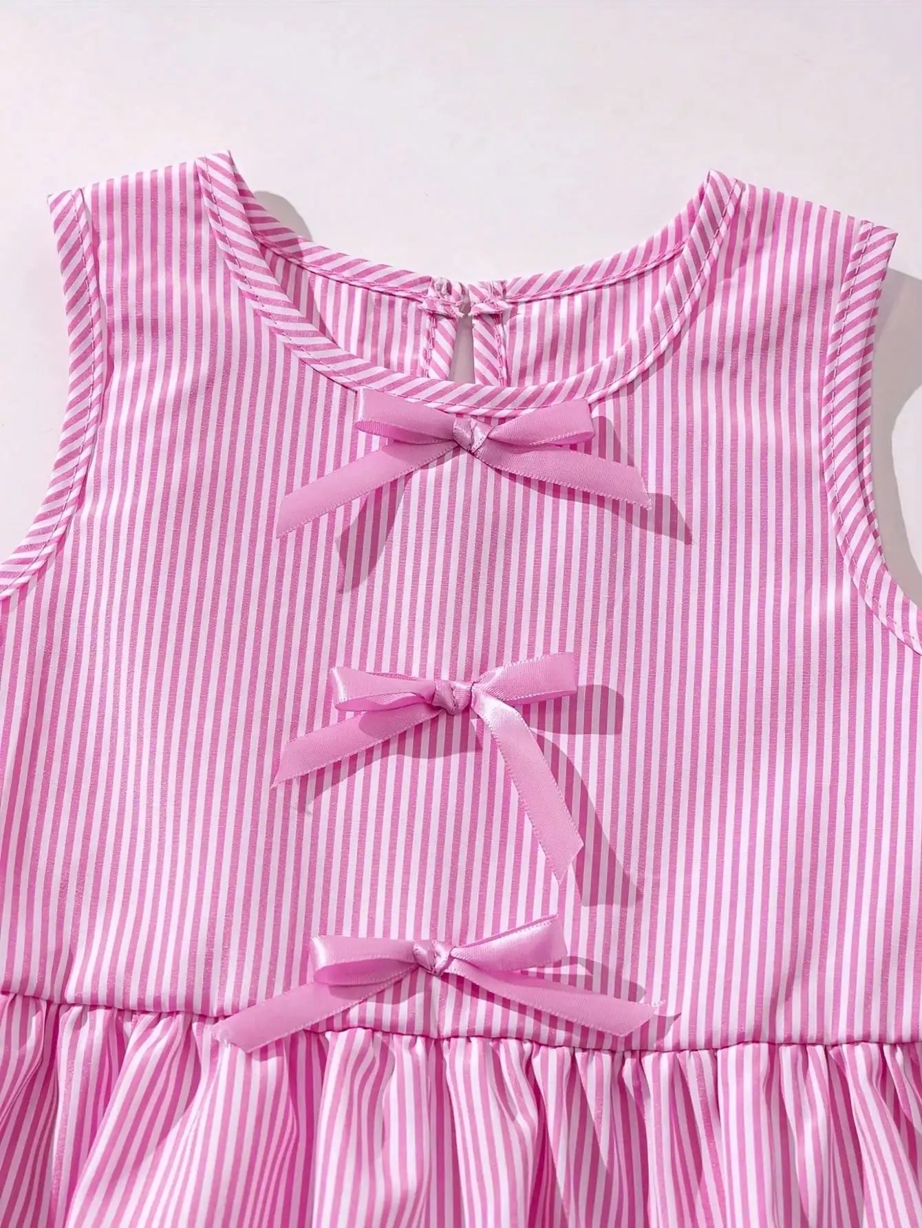 Fashion girl pink and white striped round neck lace up bow ruffle edge+pink striped side butterfly shorts two-piece set