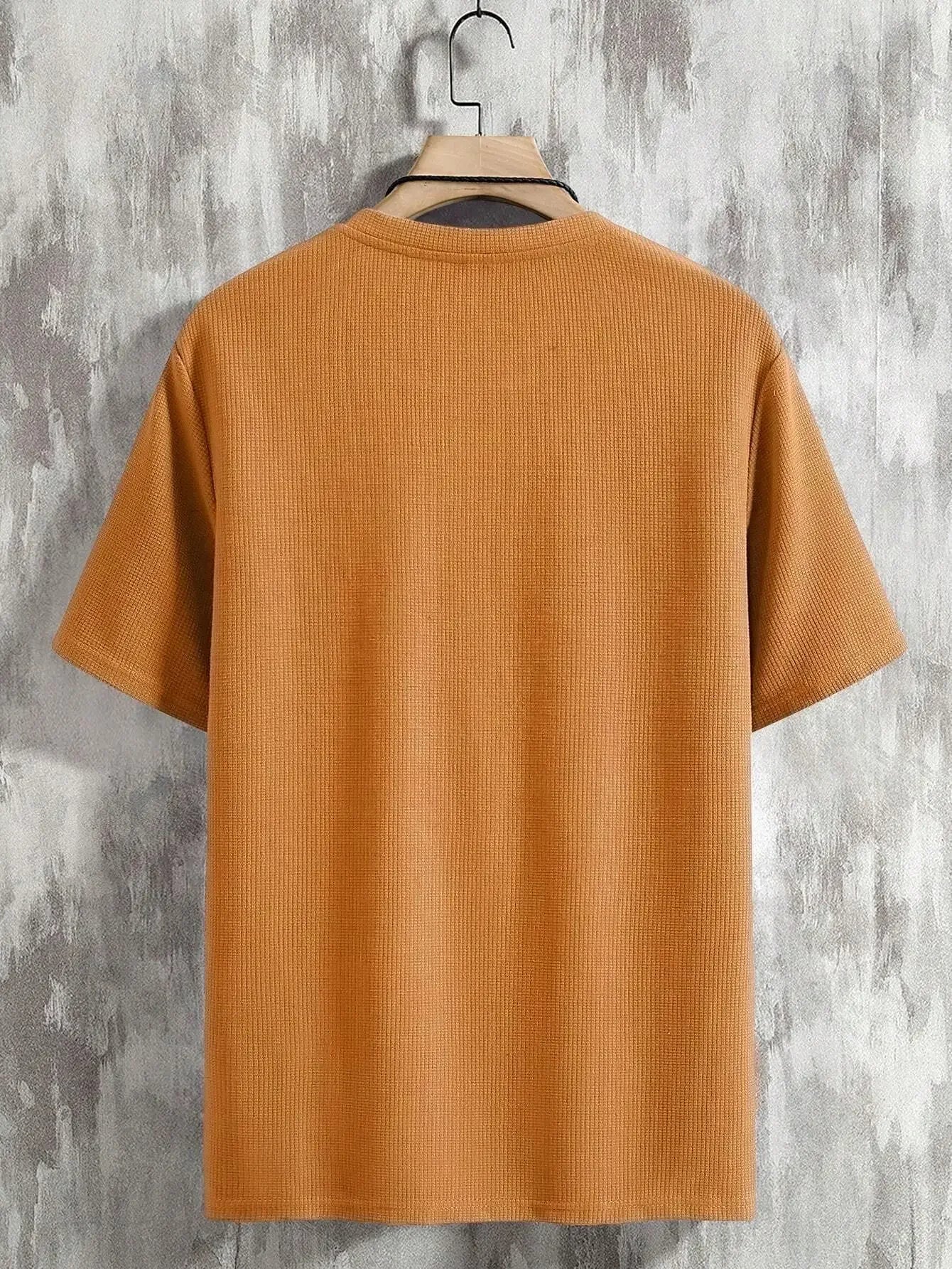 Men's Sporty V-Neck T-Shirt Breathable Casual Summer Top Comfortable Advanced Feeling Male Model Summer Season Crew Neck