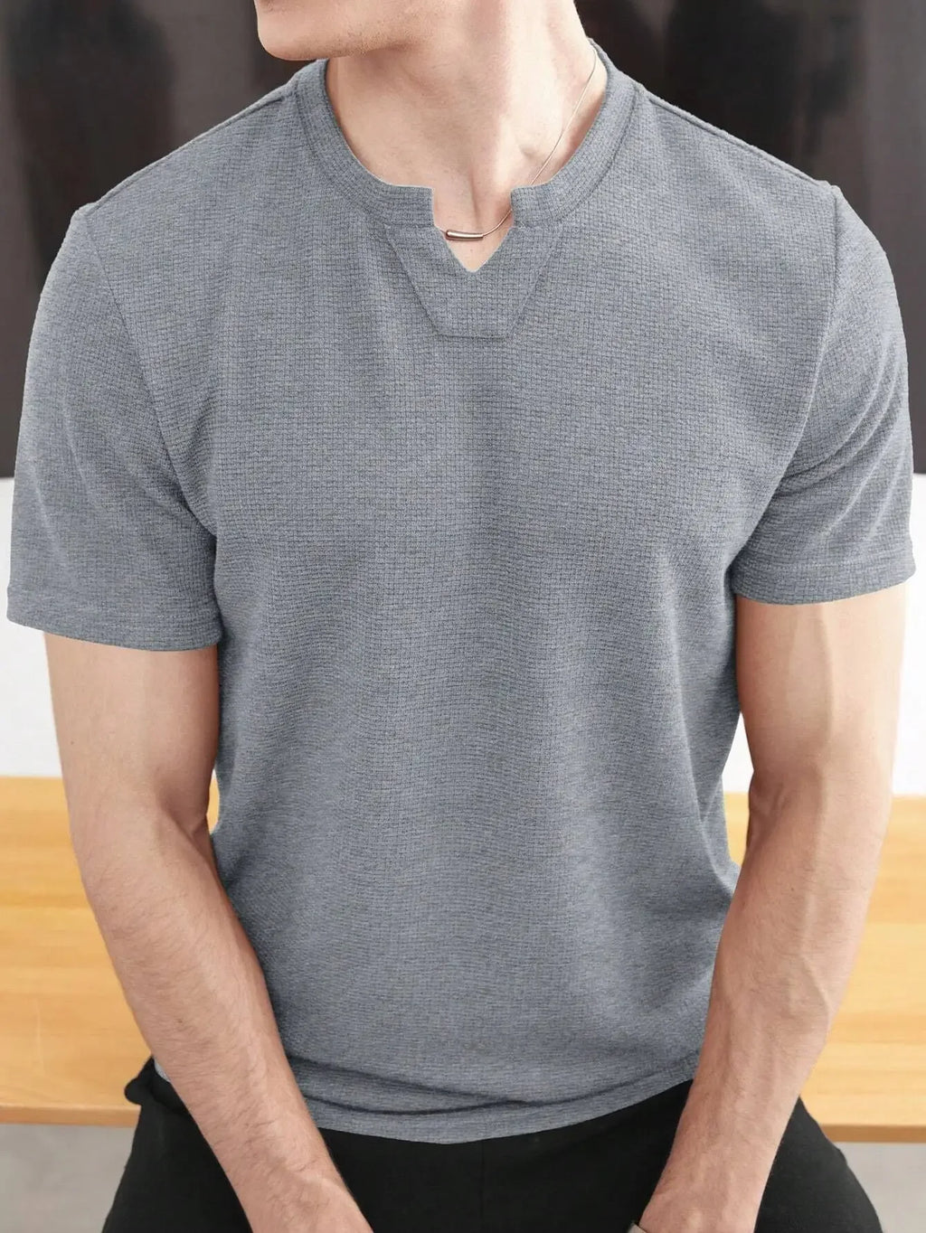 Men's Sporty V-Neck T-Shirt Breathable Casual Summer Top Comfortable Advanced Feeling Male Model Summer Season Crew Neck