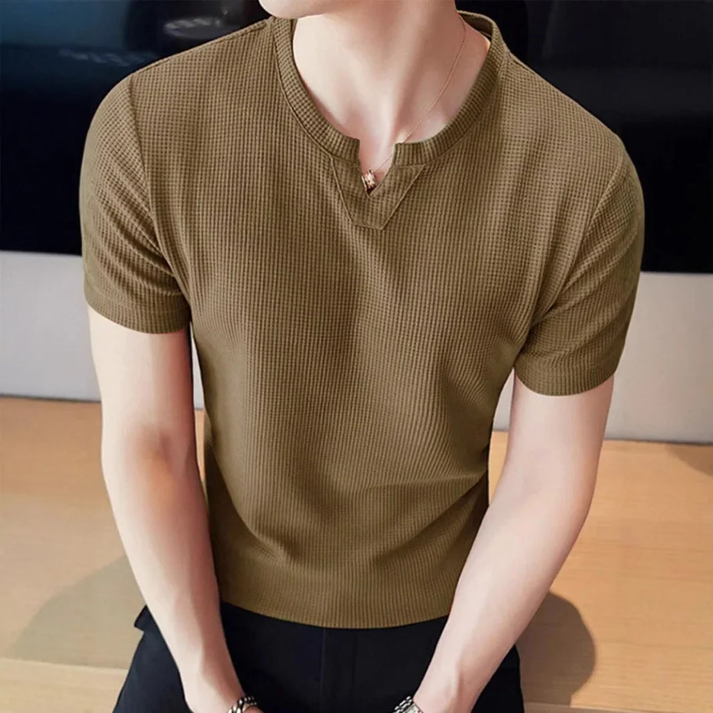 Men's Sporty V-Neck T-Shirt Breathable Casual Summer Top Comfortable Advanced Feeling Male Model Summer Season Crew Neck