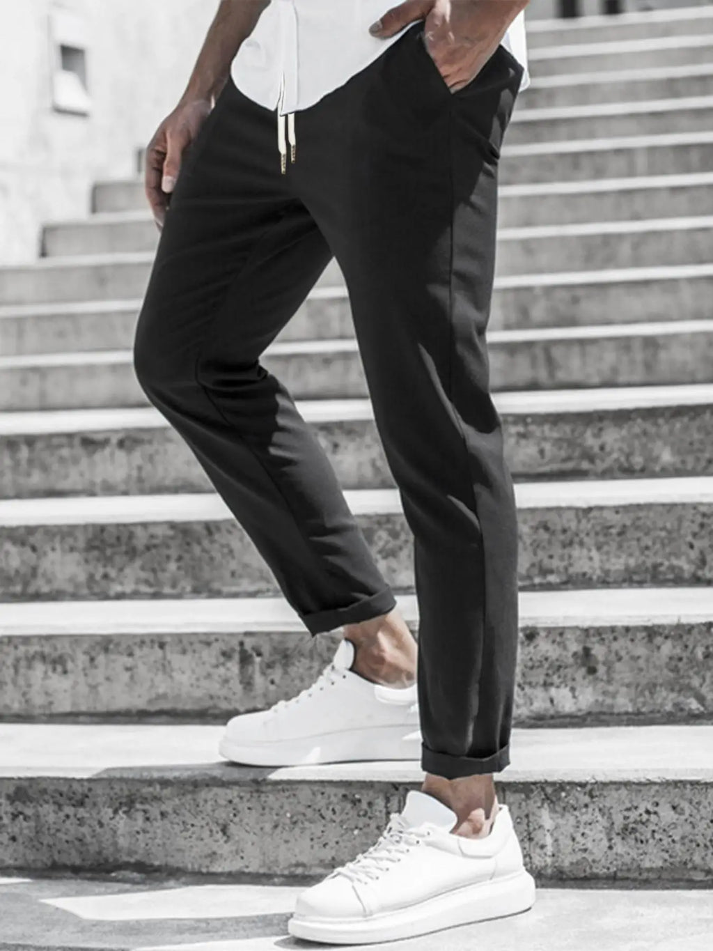 Men's Solid Color Casual Pants with Drawstring Waist Regular Fit Comfy Trousers with Pockets for Spring And Fall