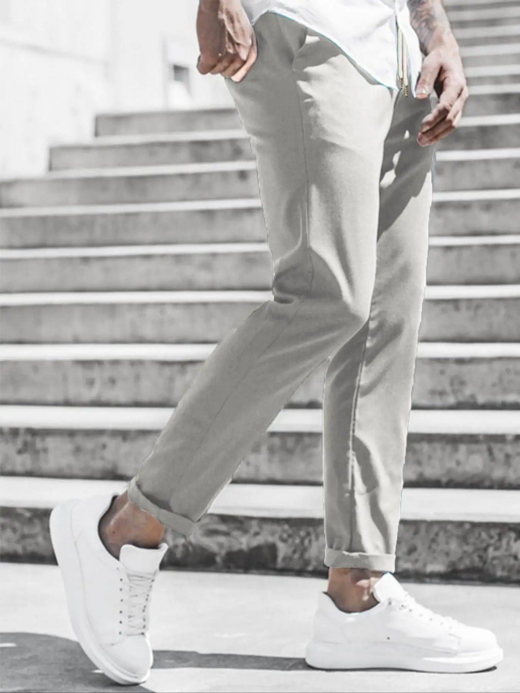 Men's Solid Color Casual Pants with Drawstring Waist Regular Fit Comfy Trousers with Pockets for Spring And Fall